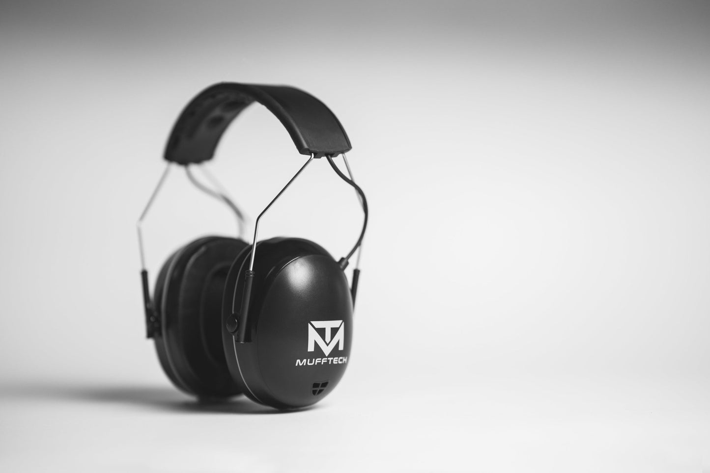 Mufftech Bluetooth Earmuffs - with Mufftech Protective Hard Carry Case - Mufftech